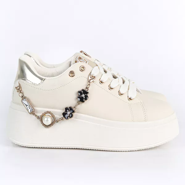Baskets Blanches Avec Chaîne Décoratif