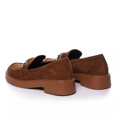 Mocassins En Daim à Détail Chaîne Dorée