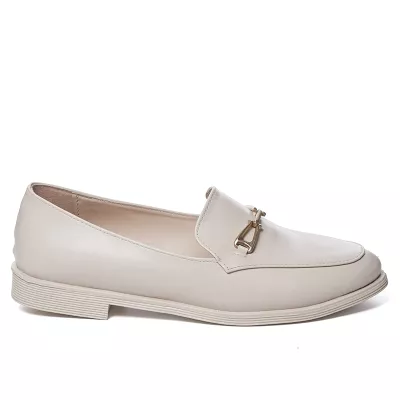 Mocassins en Vernies à Détail Métallique Doré – Élégance & Confort