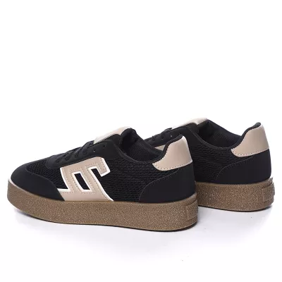 Sneakers Noires à Détail Beige et Semelle Texturée | Confort & Style