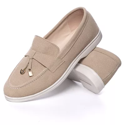 Mocassins en Daim à Pampilles Métalliques | Confort